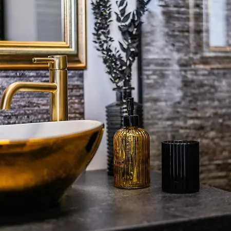 דירה Luxury Loft Modern And Elegant