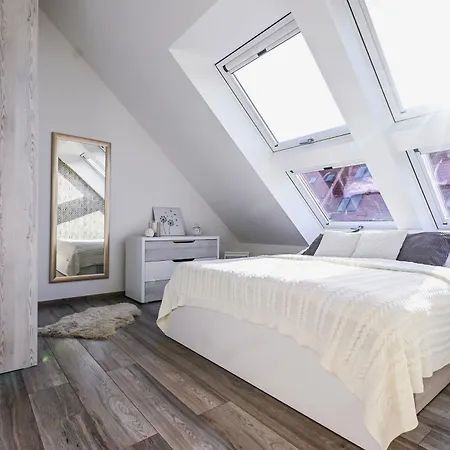 דירה Luxury Loft Modern And Elegant *