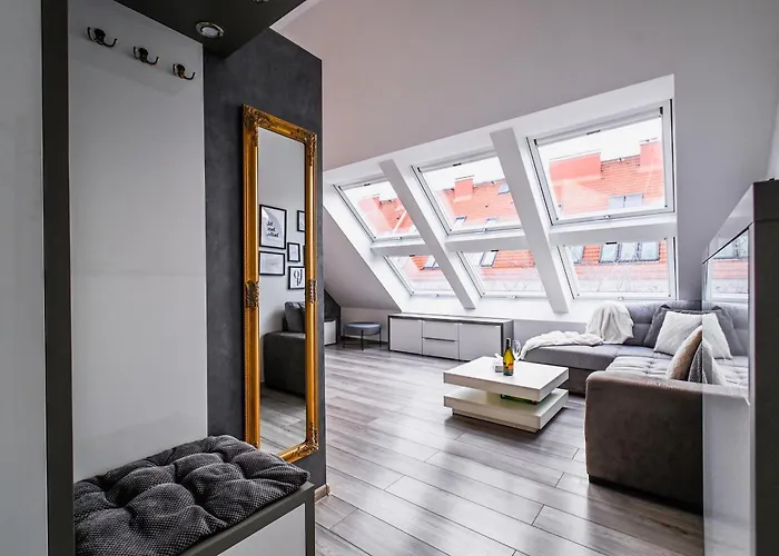 Luxury Loft Modern And Elegant * 브라티슬라바